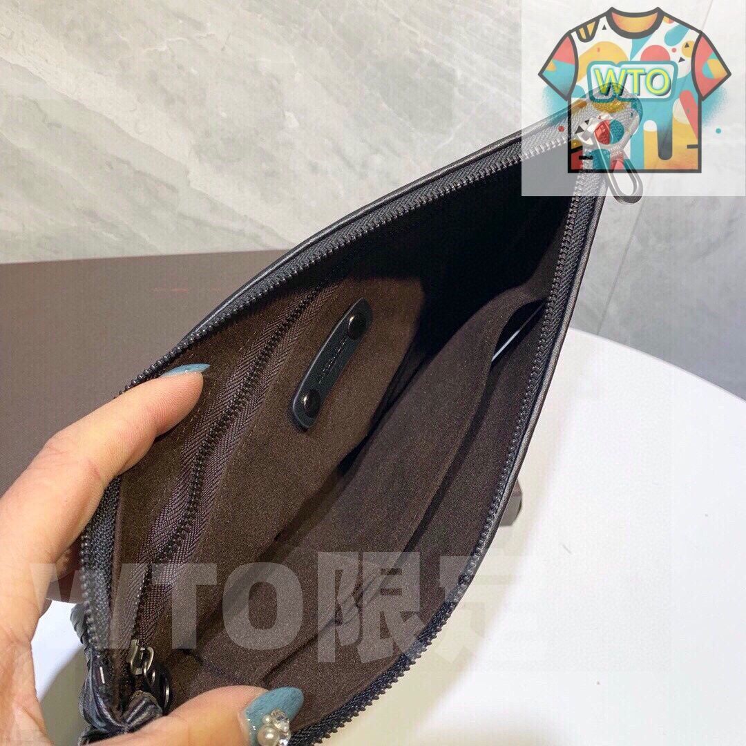 BV 黒の純手工羊皮編みバッグ