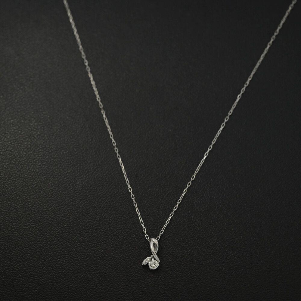 フラワーモチーフ･ダイヤモンド ネックレス･ペンダント