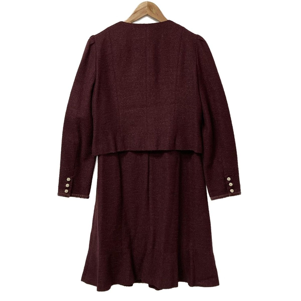 TO BE CHIC トゥービーシック ワンピーススーツ レディース - ボルドー パール