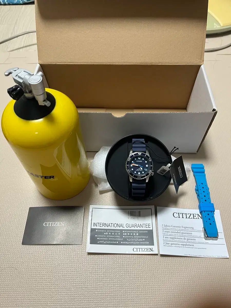 シチズン プロマスター 37mm エコードライブ ブルー