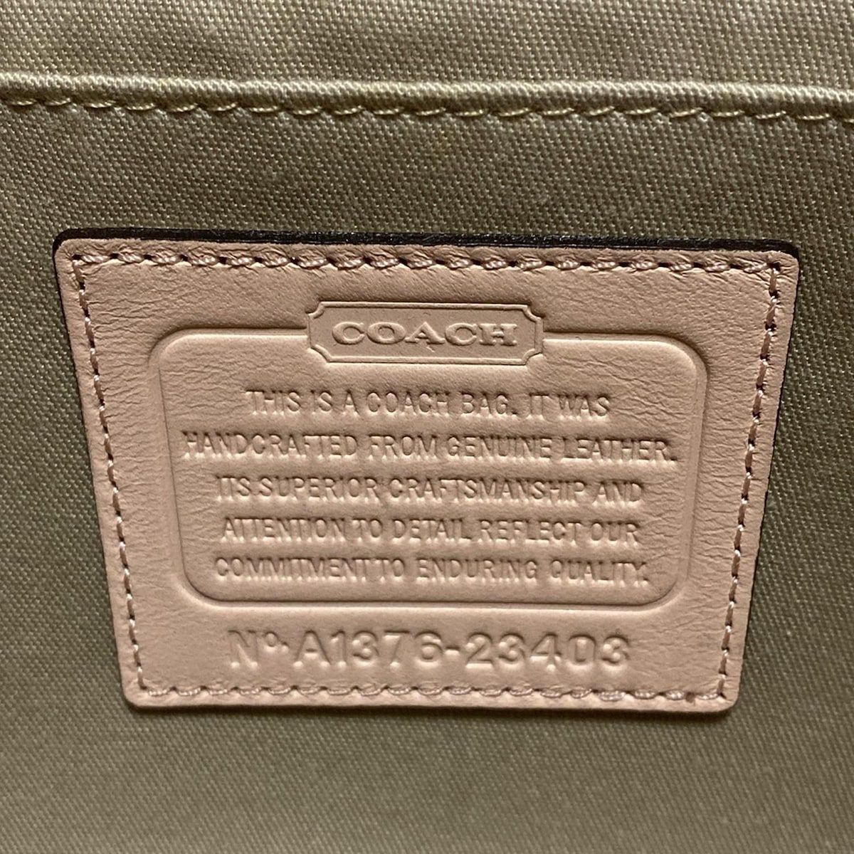 加減のある COACH コーチ ショルダーバッグ - 23403 ライトピンク レザー