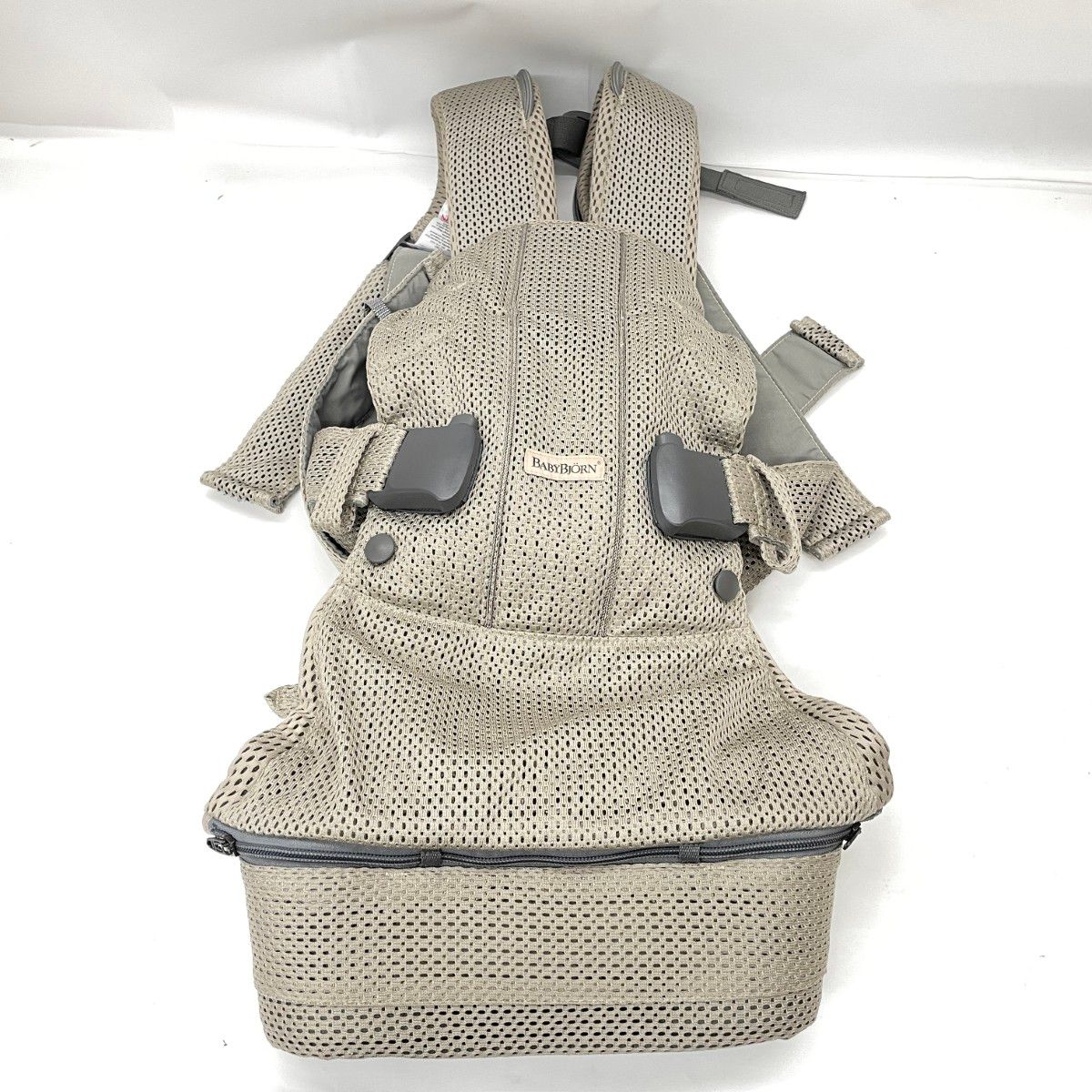 〇〇BABY BJORN ベビービョルン ベビーキャリア ONE KAI Air 抱っこ紐 グレーベージュ