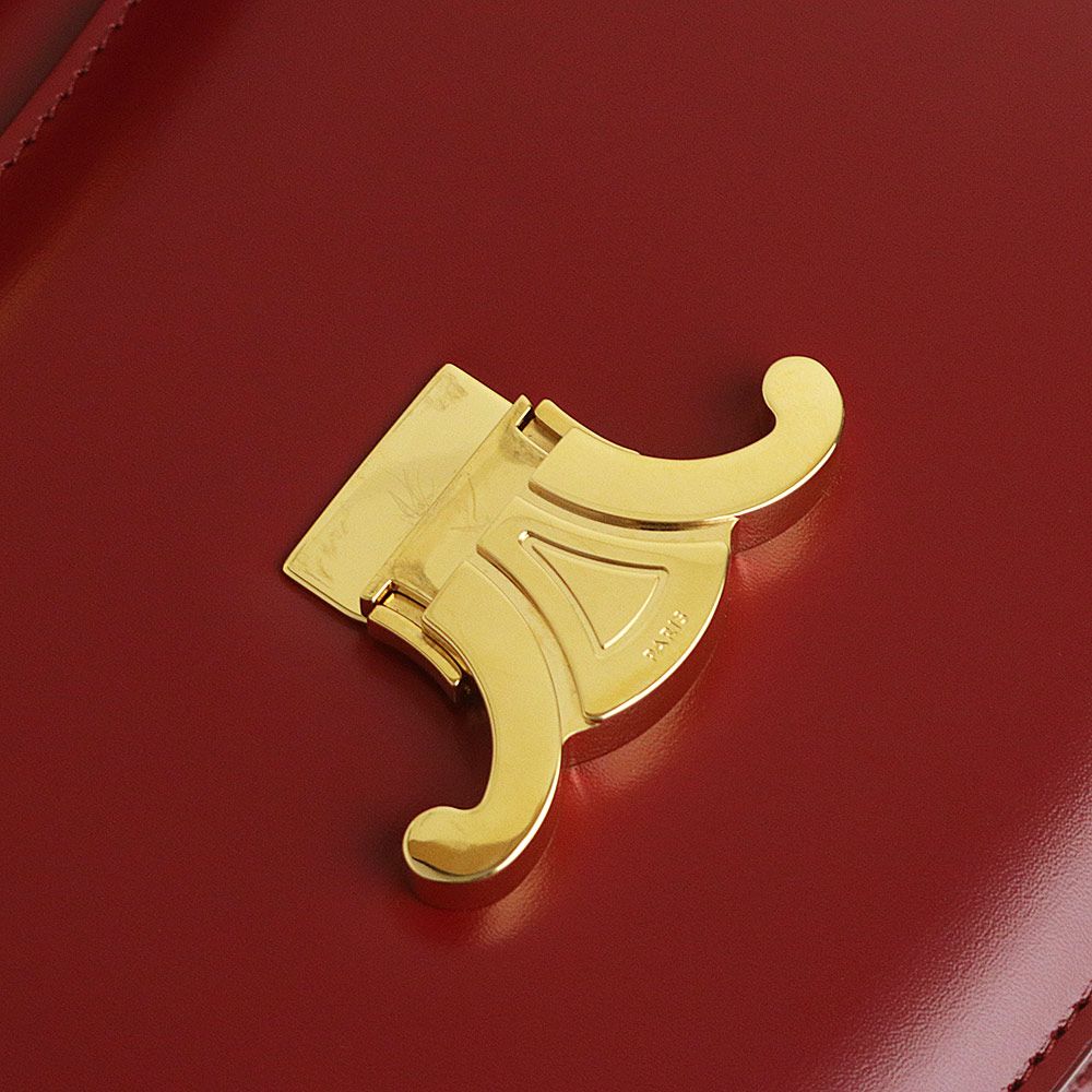 セリーヌ ブザス