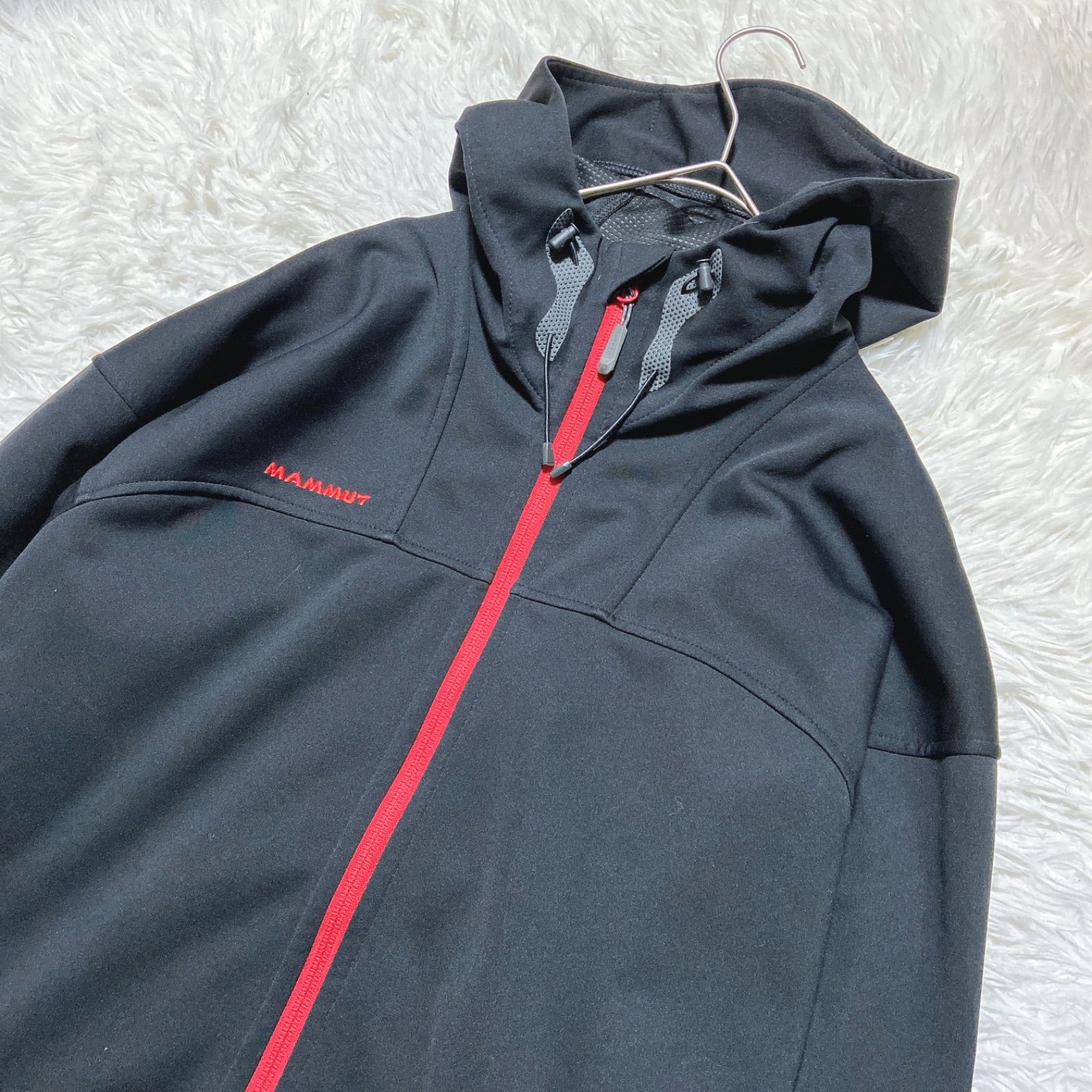 マムート ソフトシェルジャケット