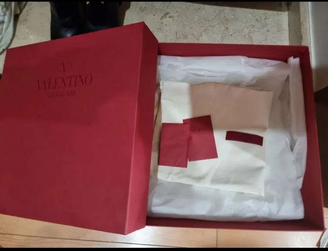 ヴァレンティノ アンクルブーツ 35 M 215 220