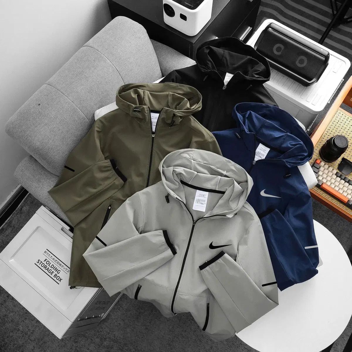 ナイキ ウィンドランナー WHOOD 4種