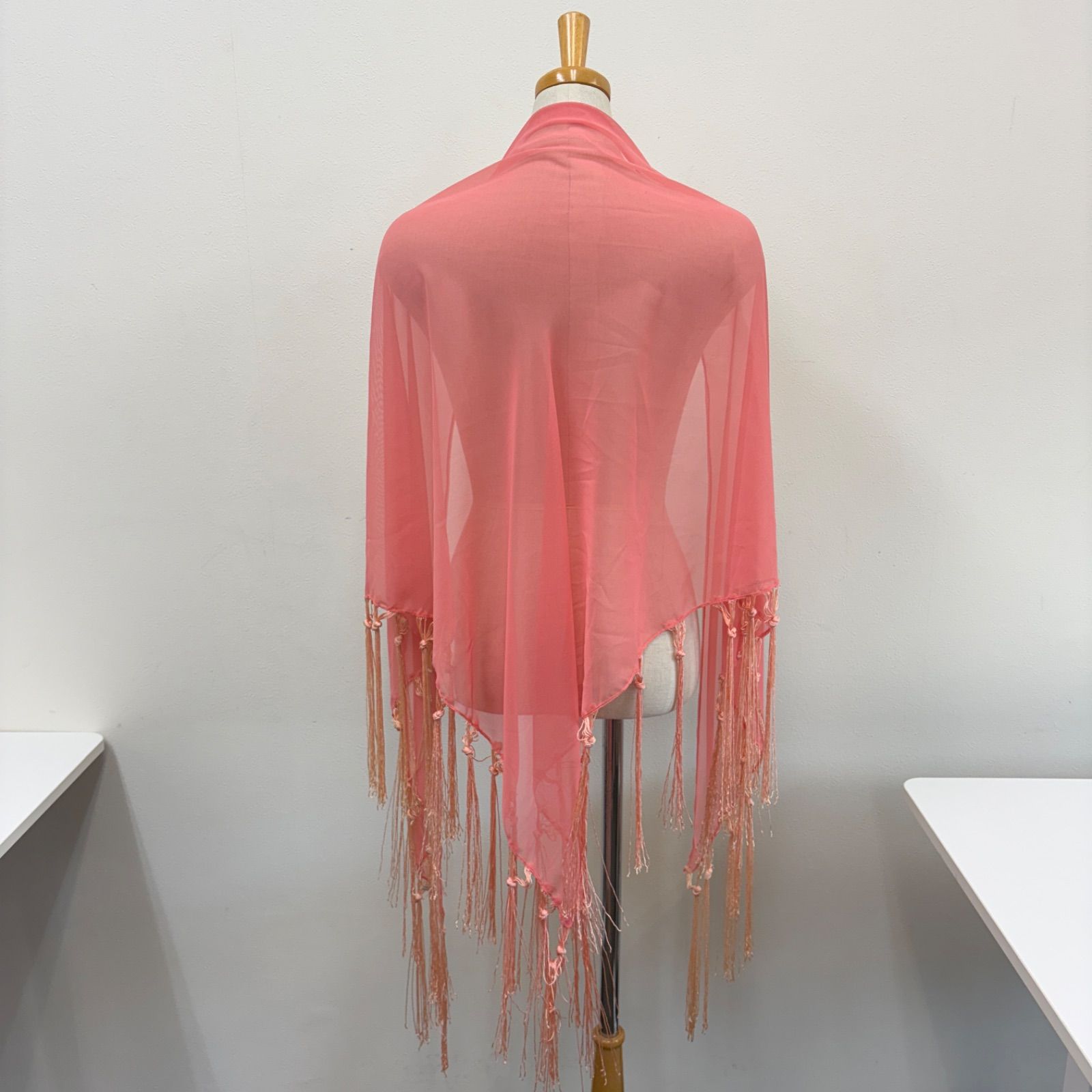 フラメンコ シージョ サーモンピンク 三角 フリンジ ショール - メルカリ