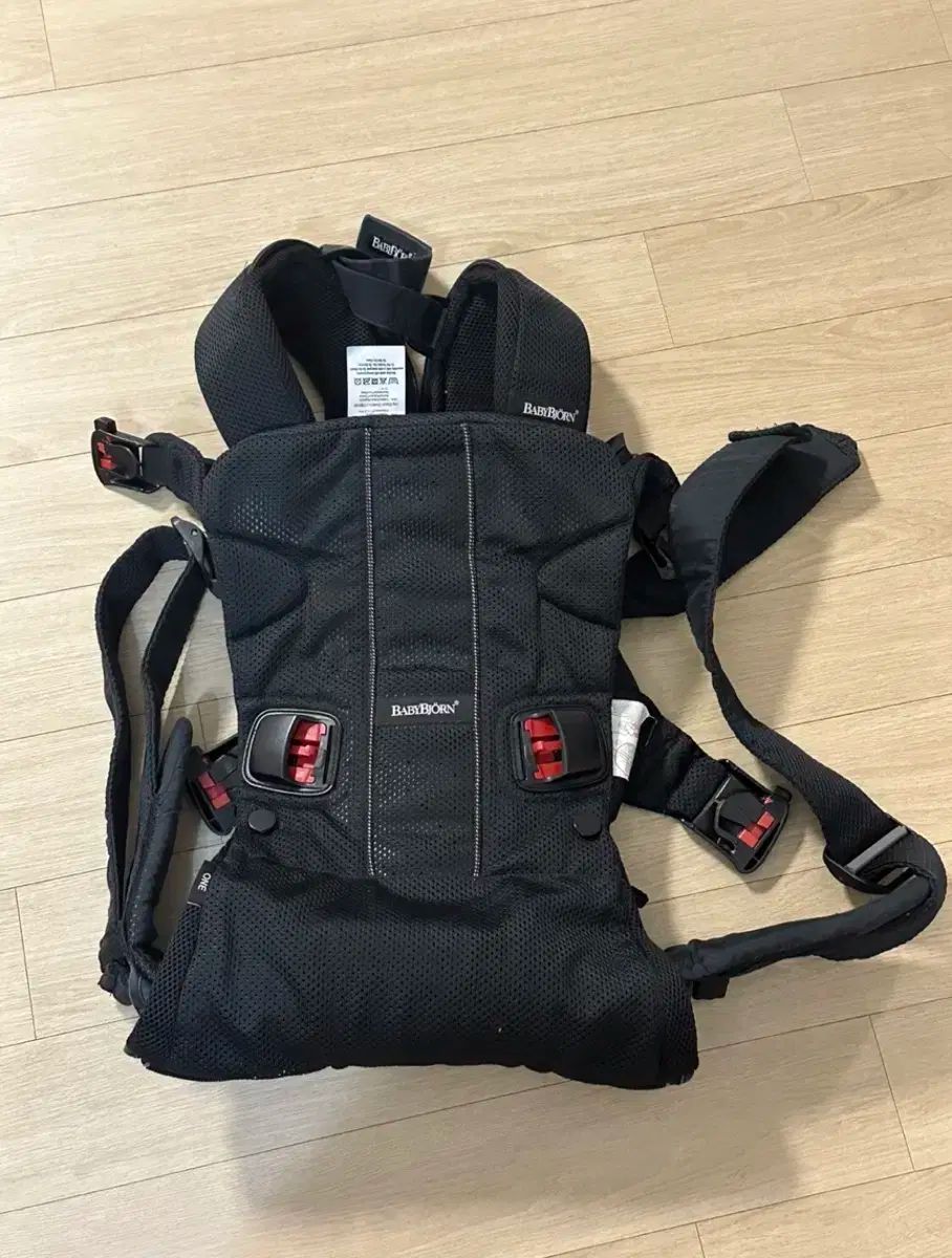 赤ちゃん ベビーキャリア 黒 キャリアワン