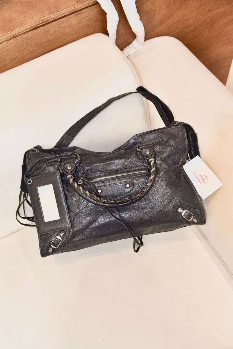 バレンシアガ クラシック モーターバッグ