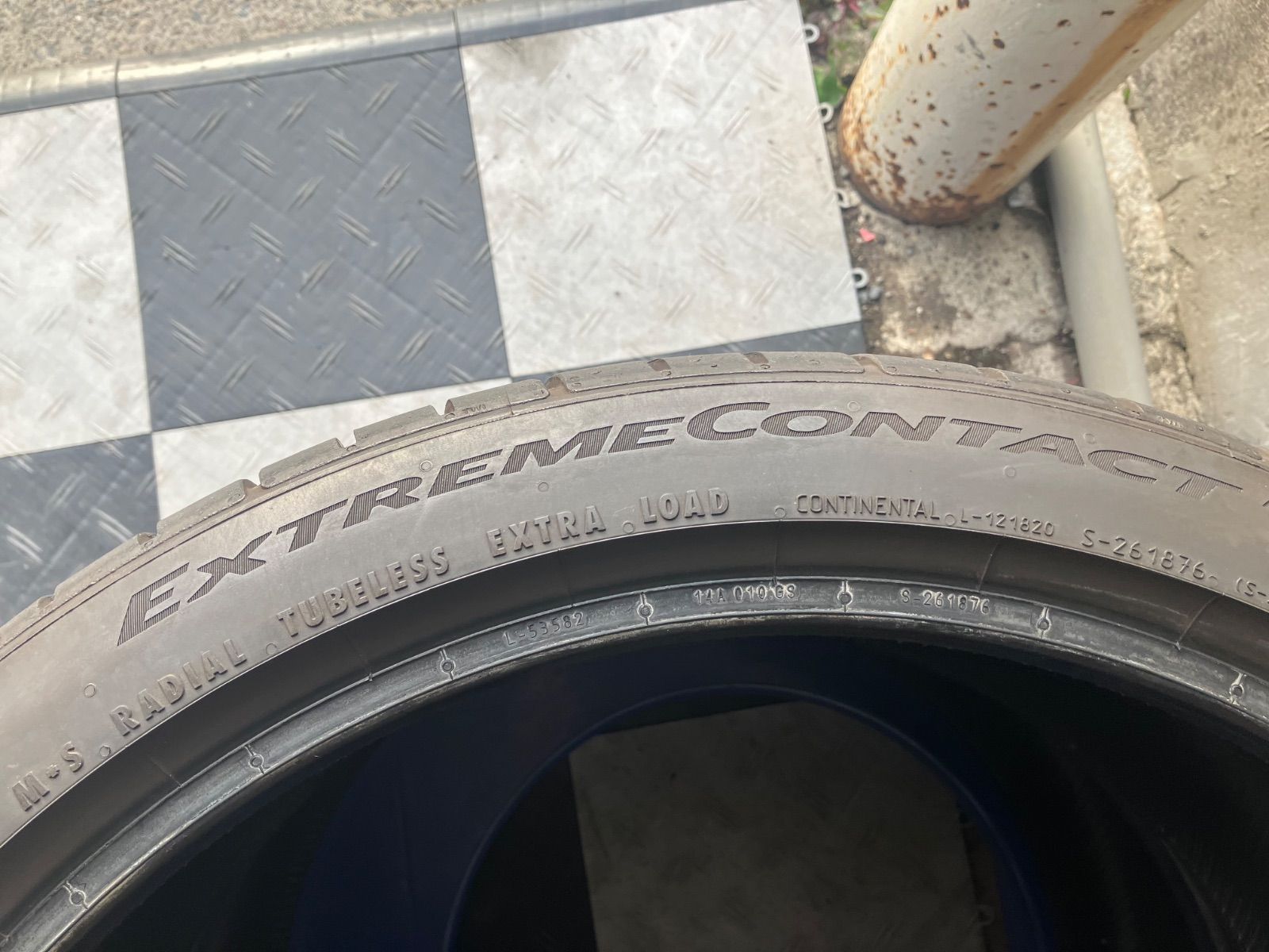 エクストリームコンタクト タイヤ2本