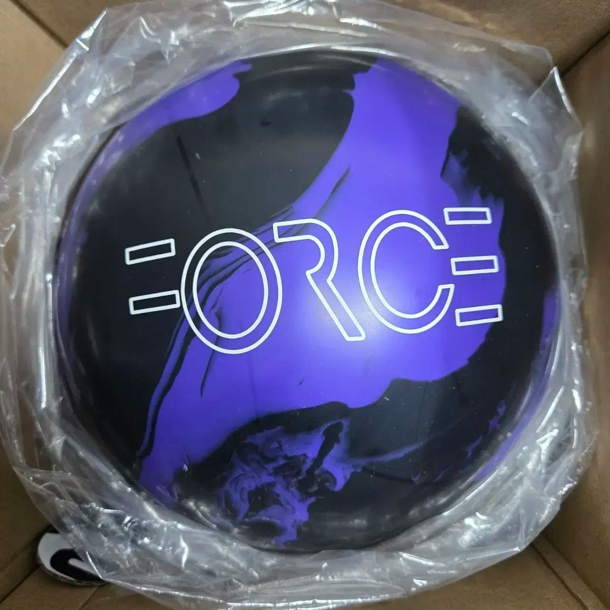 14パウンド 公式球 ピラミッド フォース PURPLE パープル ブラック ボーリング