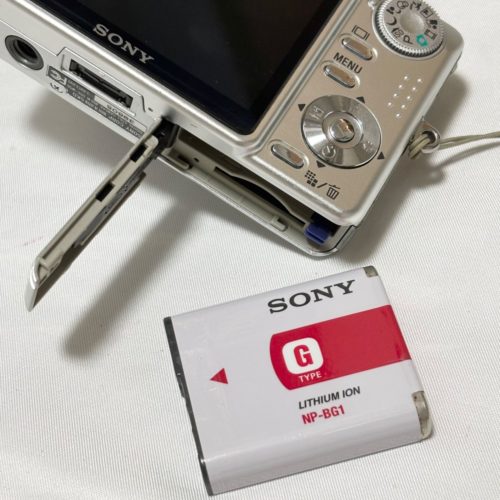 送料無料】SONY/ソニー/Cyber shot/サイバーショット/DSC-W50/シルバー