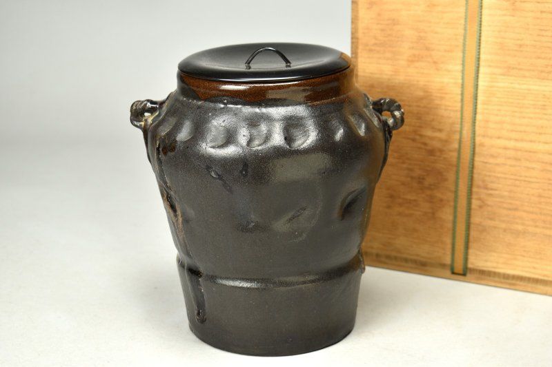 蔵A 5486 g 朝鮮唐津 双耳付黒飴釉 水指 茶道具