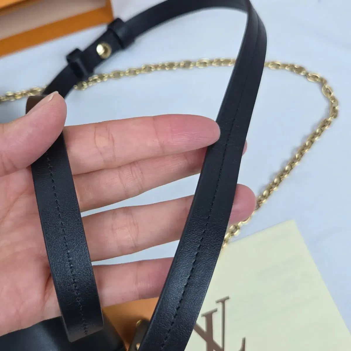 日常 ルイヴィトン パッドロック オン ストラップ 付き芯片