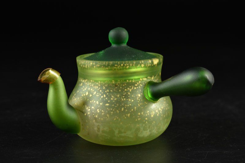 蔵A 5488 i 玻璃の匠 吉田勝美 金箔散らし 急須 硝子