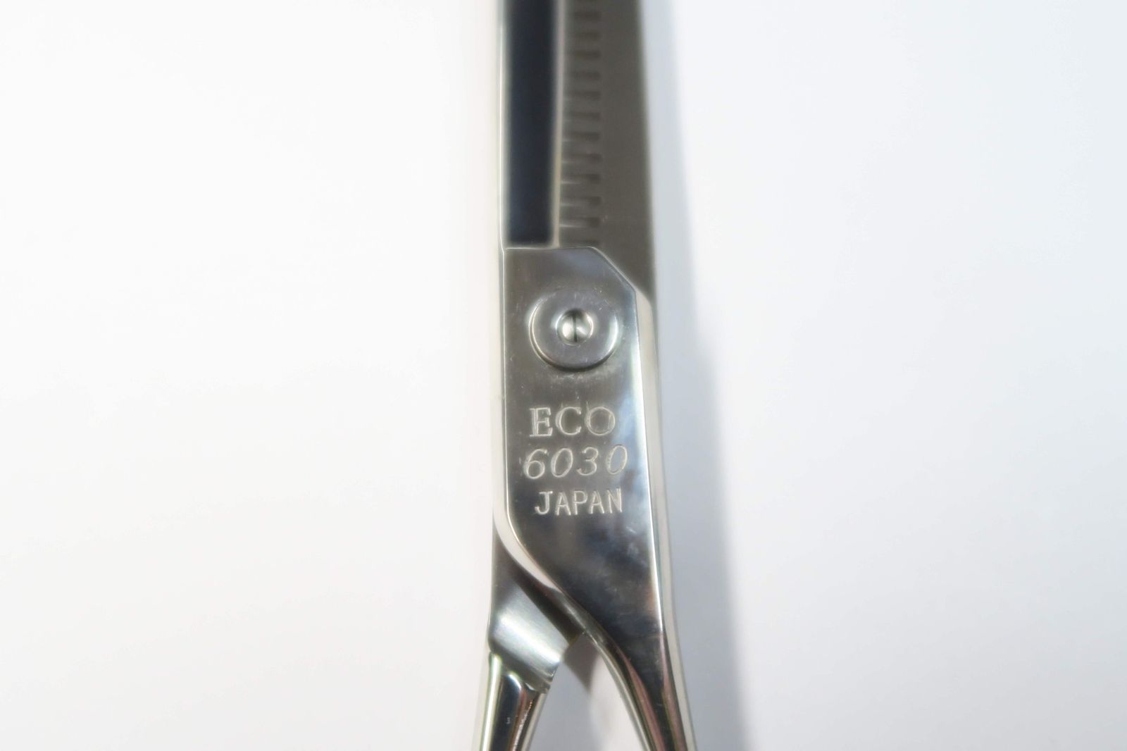 Cランク【AKKOHS アコス】 ECO6030 セニング 美容師・理容師 6.0インチ