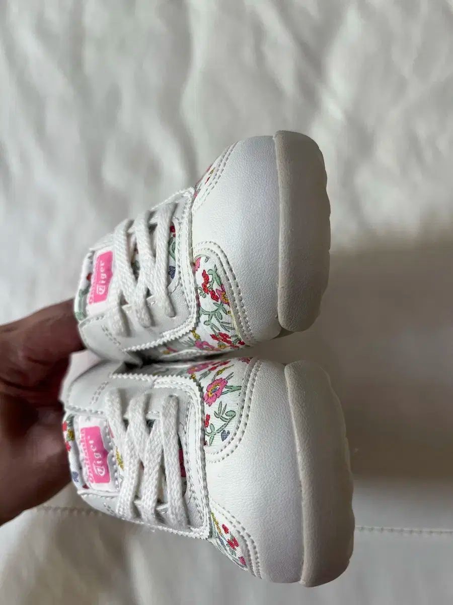 オニツカタイガー