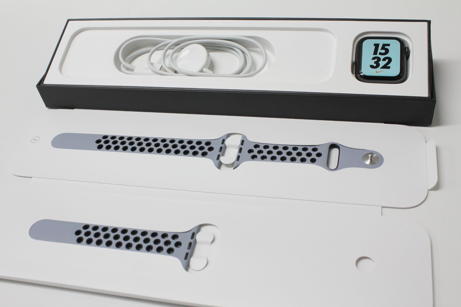 Apple Watch Nike Series 6 GPS 40mm A2291 M02K3J A ④