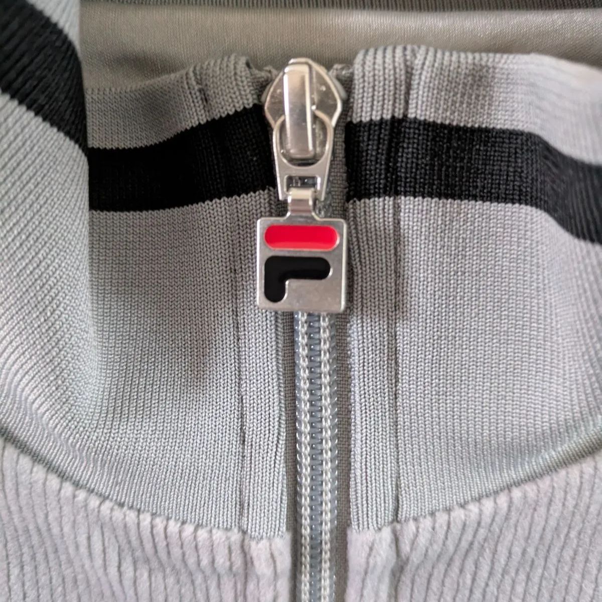 FILA フィラ テニス ウェア トラックジャケット Мサイズ（L寄り）中古