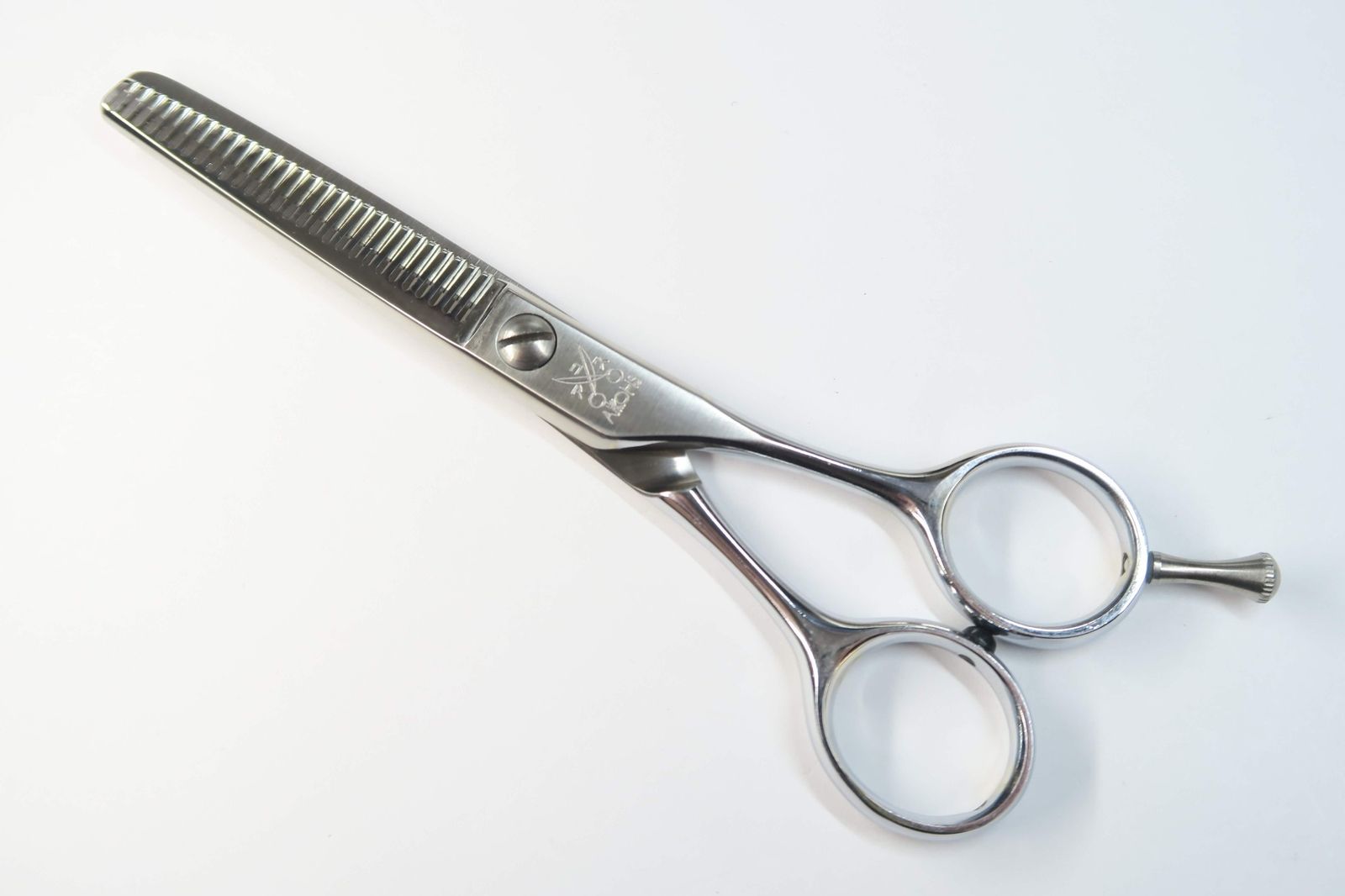 Cランク【AKKOHS アコス】 A5528 セニング 美容師・理容師 5.5インチ