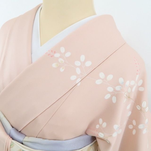 ❁tomihisa❁新品 金駒刺繍 着物“吉祥景色に身を包み心正して新しき春