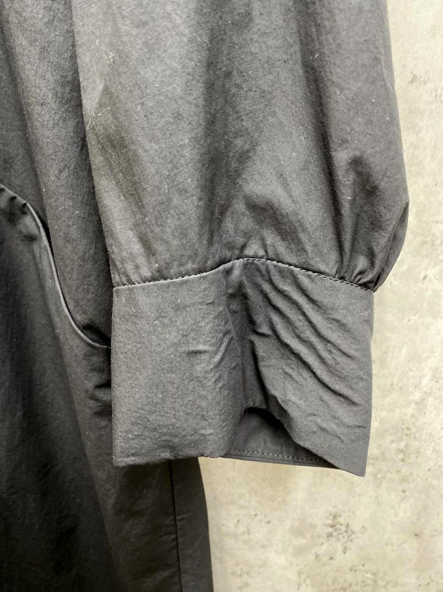 パフィースリーブドレス