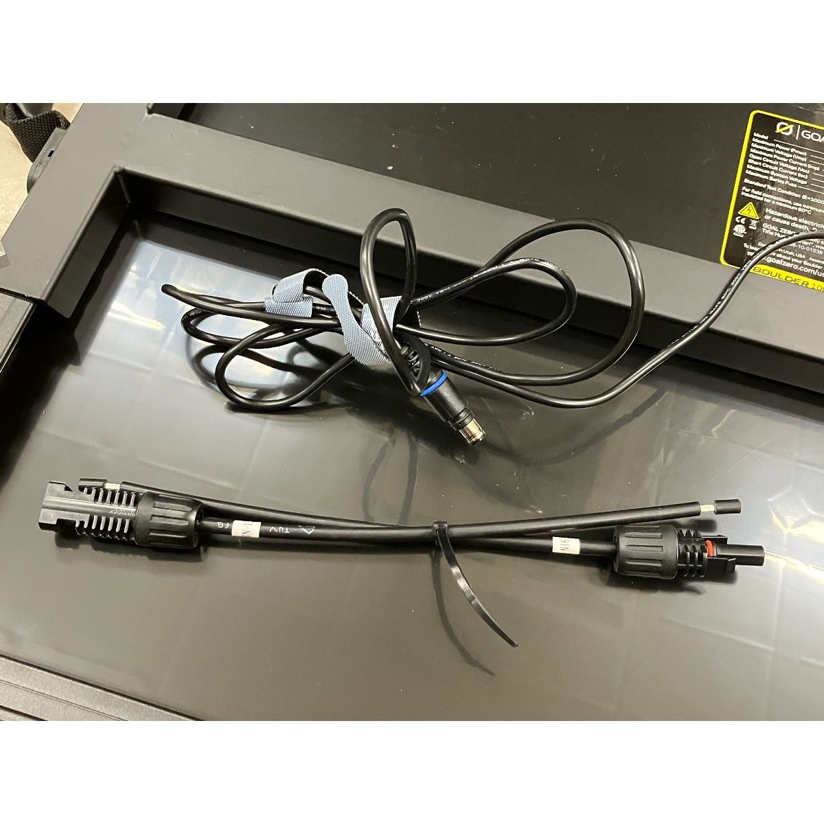 100 ソーラーパネル