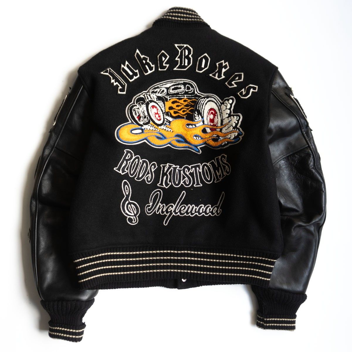 雰囲気抜群 Whitesville 東洋 フルデコ 袖革 スタジャン サイズ38 雰囲気抜群 Whitesville 東洋 フルデコ 袖革 スタジャン サイズ38