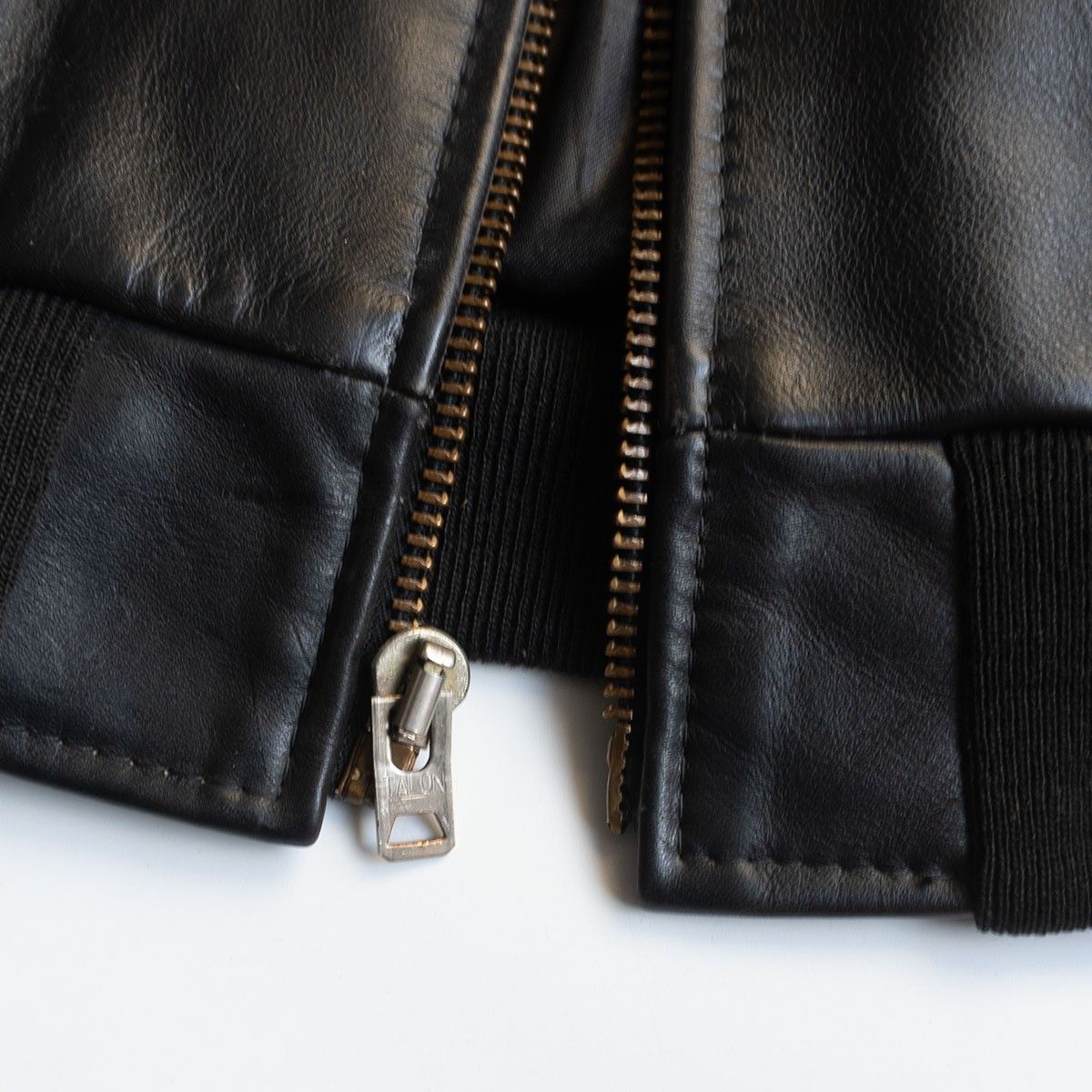 美品】 VANSON 【TJV オールレザー スタジャン】38 ブラック