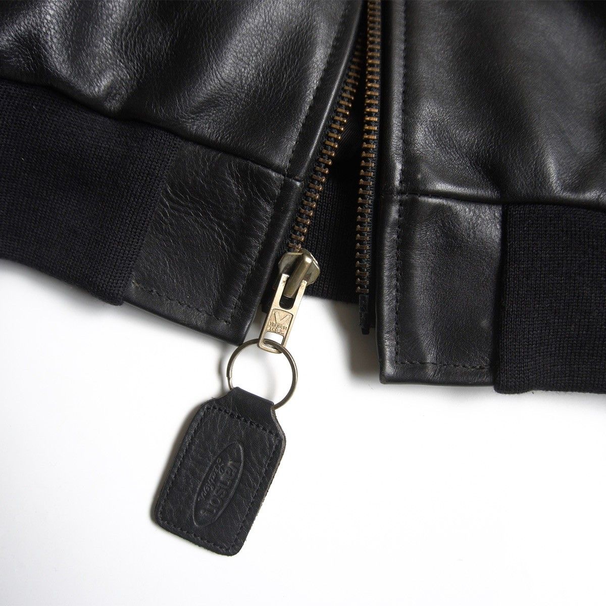 美品】 VANSON 【TJP オールレザー スタジャン】38 ブラック レッド