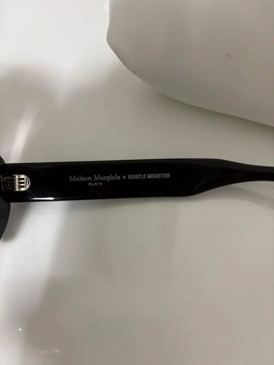 メゾンマルジェラ GENTLE MONSTER ジェントルモンスター MM 004-01 サングラス