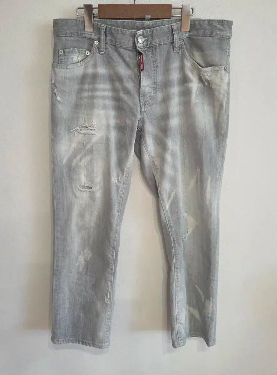 DSQUARED2 ディースクエアード2 ボーイフレンドフィット デニム ズボン ダメージ