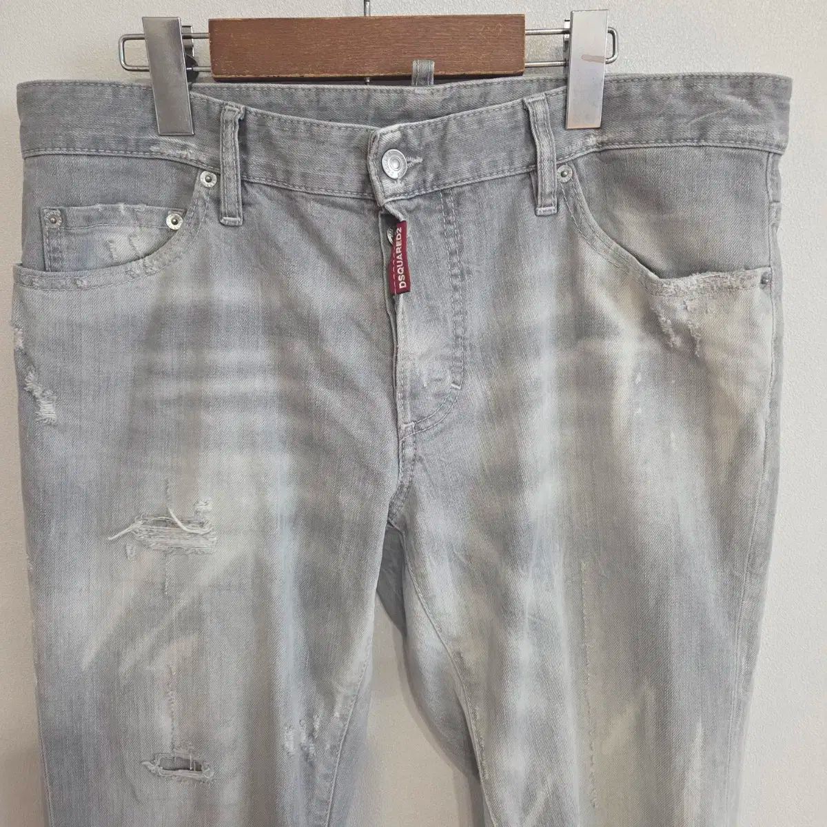 DSQUARED2 ディースクエアード2 ボーイフレンドフィット デニム ズボン ダメージ