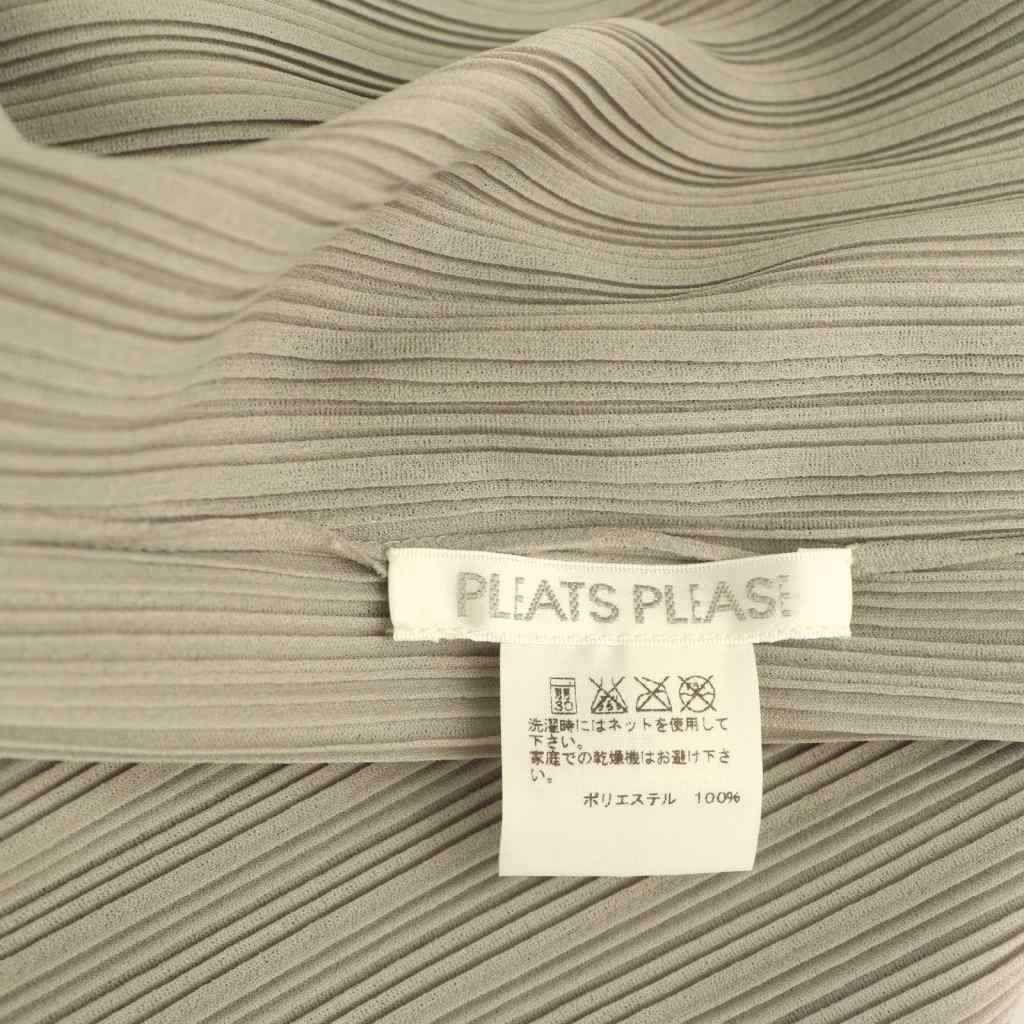 プリーツハイネックカットソー