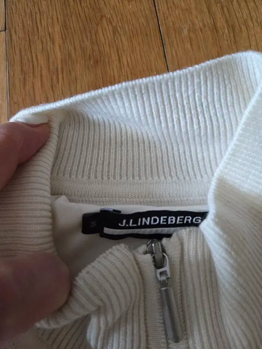 J リンドバーグ 防風カーディガン