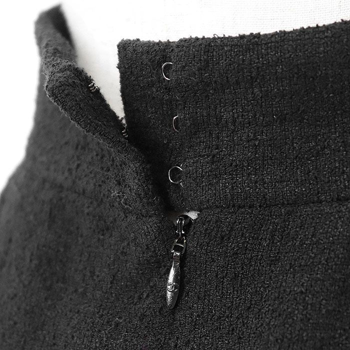 CHANEL カーフスキン タイトスカート 美品 SALE‼️ CHANEL タイトスカート 黒 42 CHANEL - CHANEL vintage シャネル