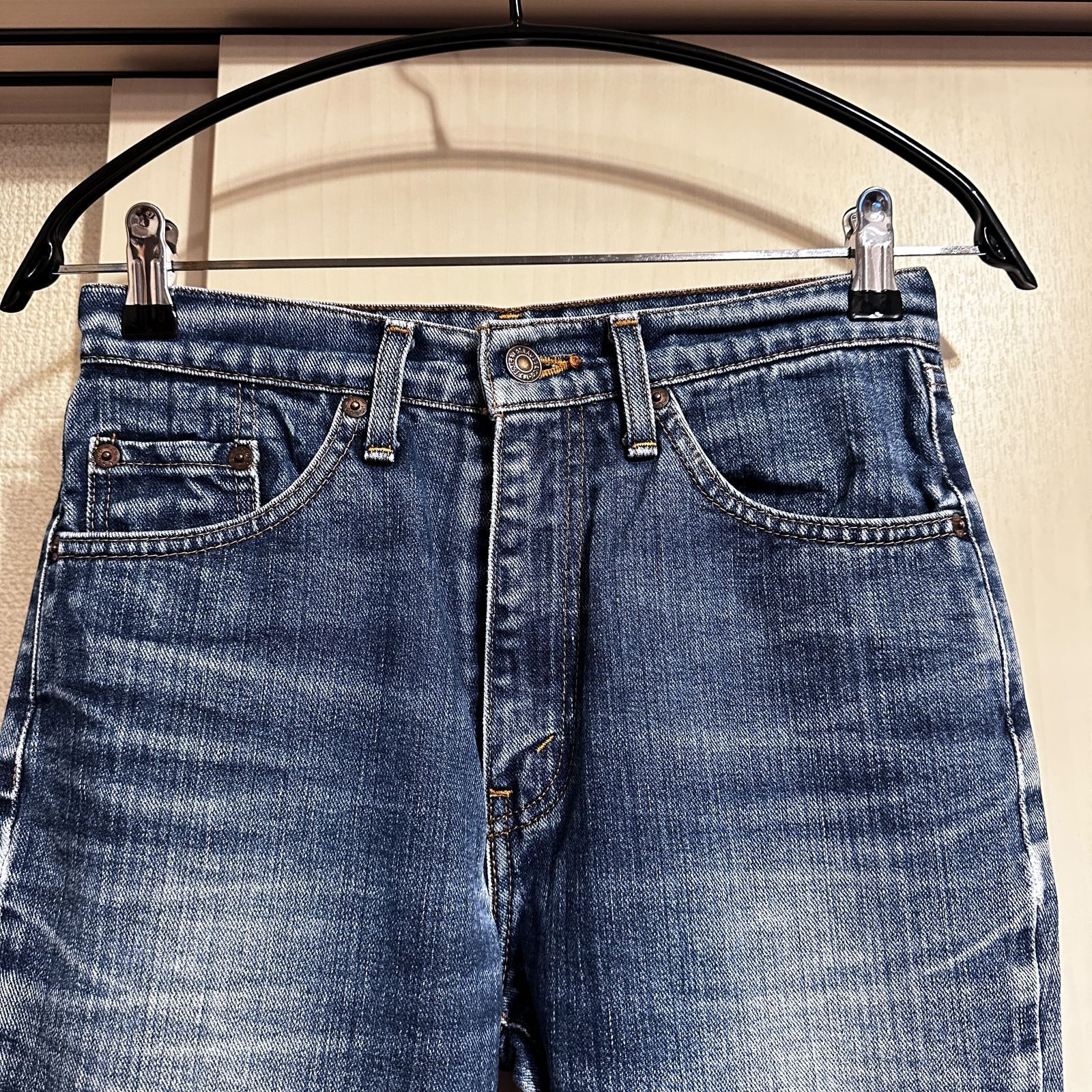 LEVI’S ジーンズ W557 W29×L32 Vステッチ 赤タグなし ak643