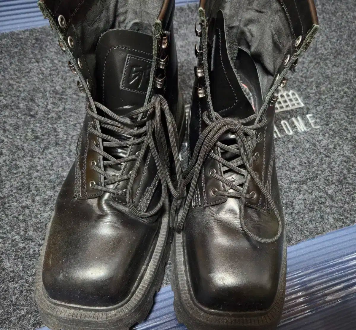 ブーツ ブラック