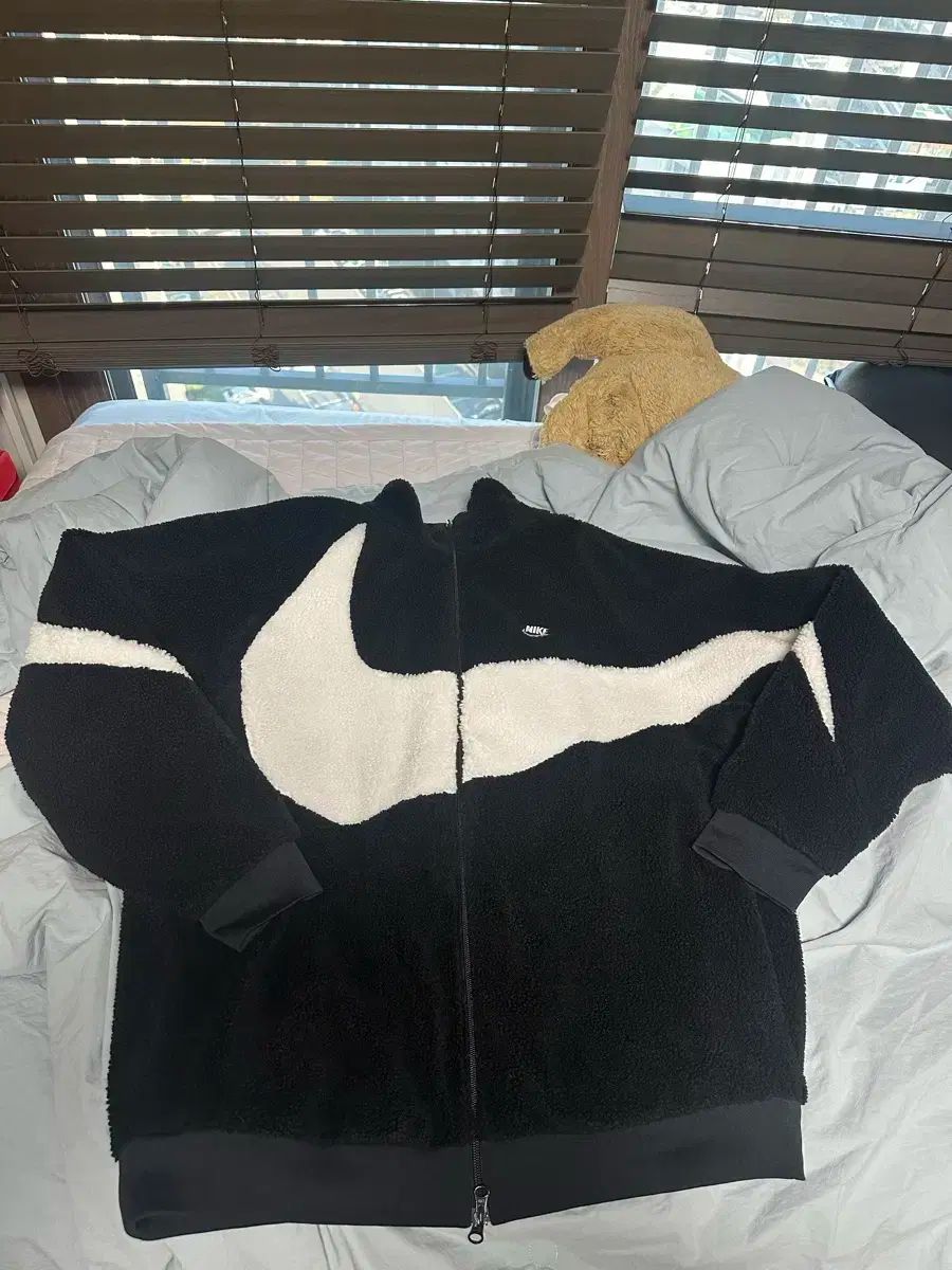 ナイキ BIG スウッシュ フールジップアップ ジャケット ブラック XXL