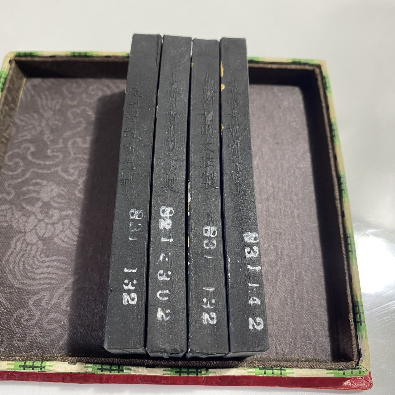 中国 墨 古墨 書道道具 4本入り [管理No.：O10893_D1_NC] - メルカリ