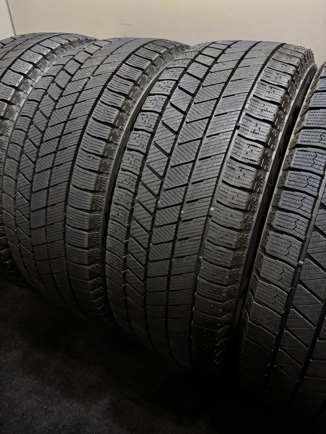 215 55 R 17 VRX 3 22年製 スタッドレス 4本 ブリヂストン ブリザック クラウン ヴェゼル CX 4 K 618