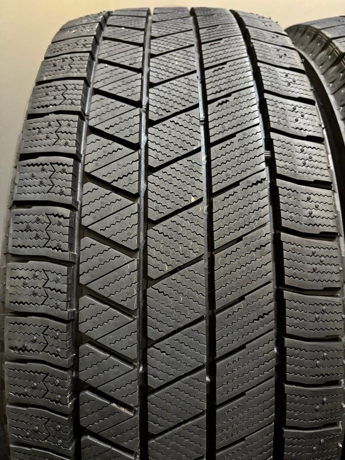 22年製 スタッドレス