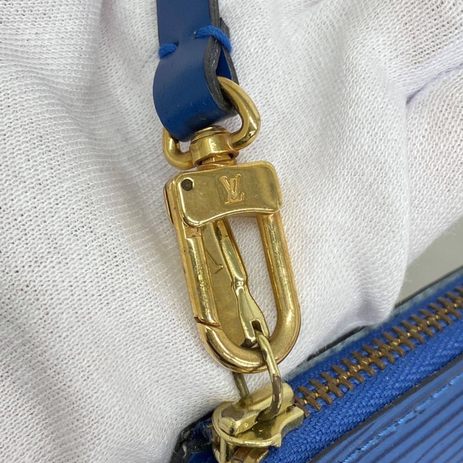 ルイ ヴィトン LOUIS VUITTON エピ ポシェットアクセソワール