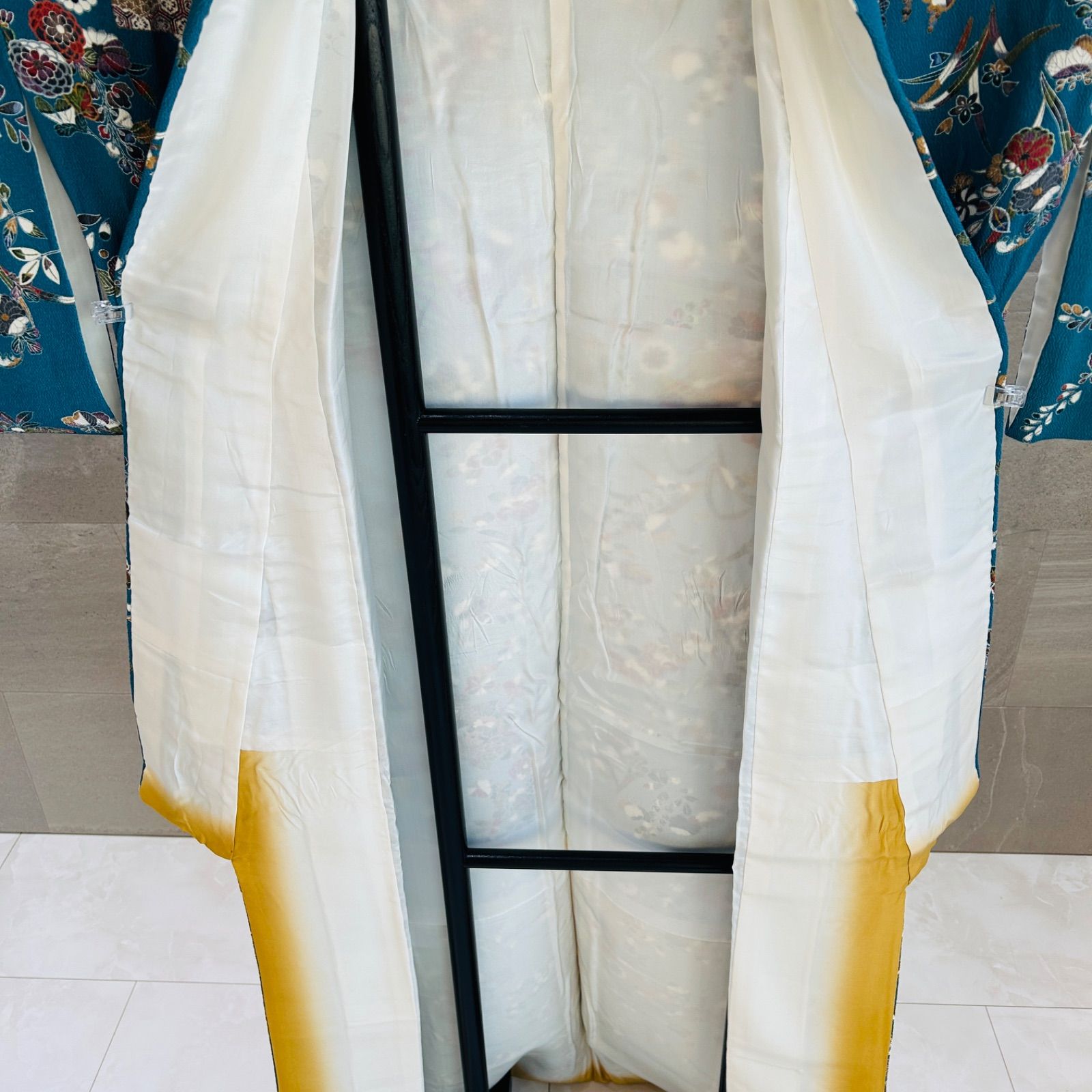 ベージュ系 華やか