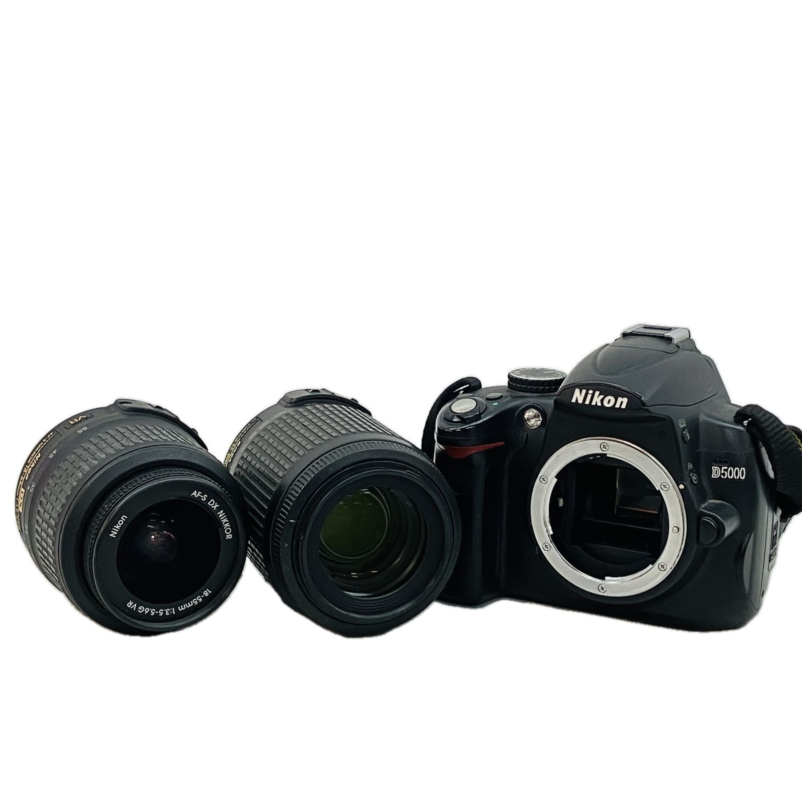 Nikon D5000 AF-S NIKKOR 18-55mm F3.5-5.6 55-200mm F4-5.6 ダブル