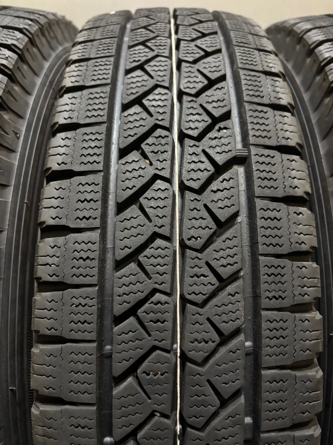  165 R 13 LT 8 PR VL 1 21年製 スタッドレス 4本 ブリヂストン ブリザック サクシード プロボックス 4 K 619 13インチ スタッドレス