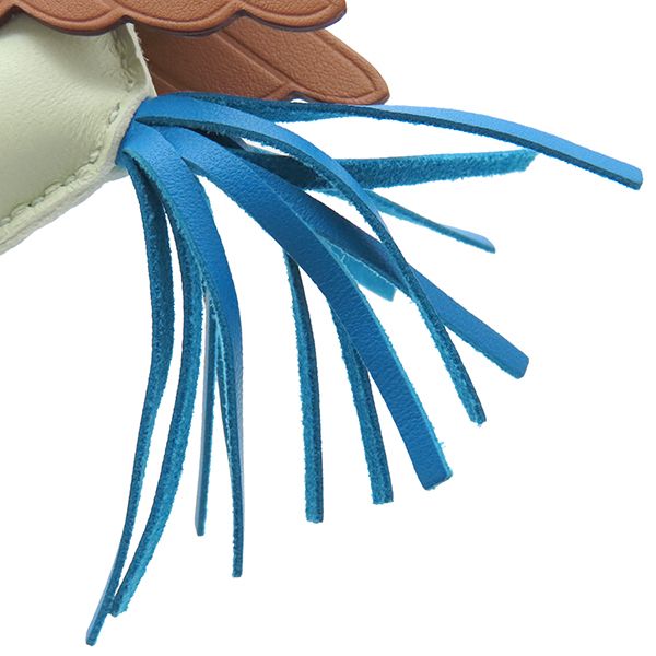 【美品】エルメス バッグチャーム ペガサス マルチカラー 薄緑 茶 青 中古 美品】エルメス バッグチャーム ペガサス マルチカラー 薄緑 茶 青