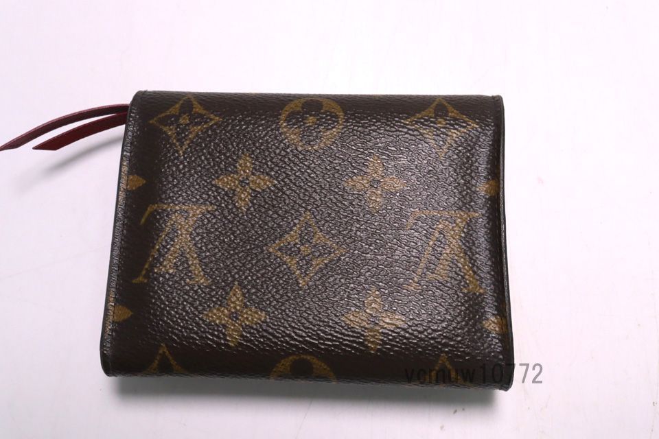 近年モデル 美 LOUIS VUITTON モノグラム ポルトフォイユヴィクトリーヌ レザー 3つ折り財布 ルイヴィトン 1030 kw 933375