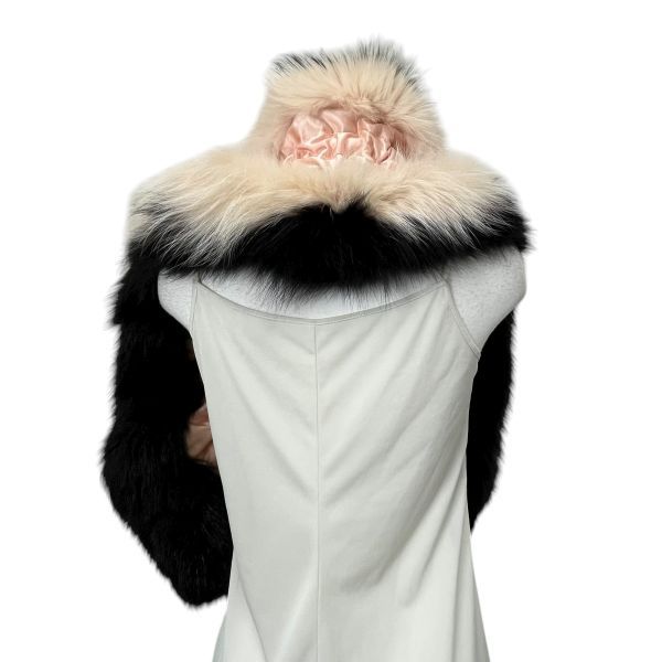 ○ フェンディ FENDI ファーストール マフラー フォックスファー バイ