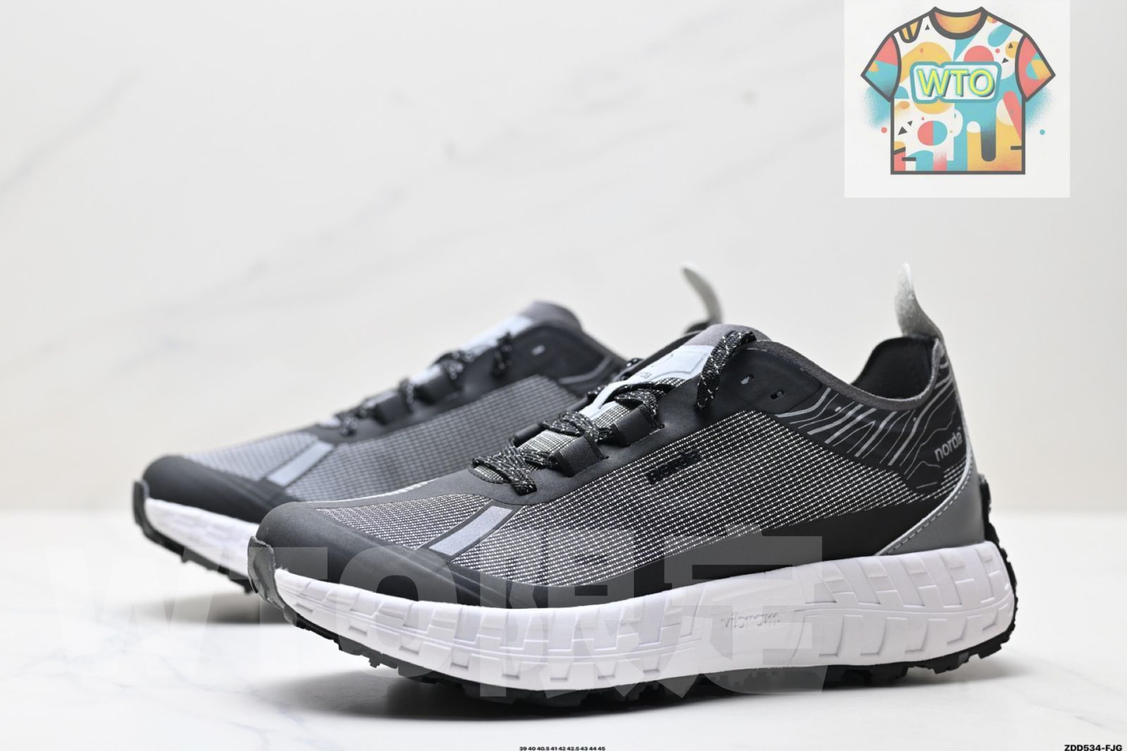 厚底レース付き耐摩耗